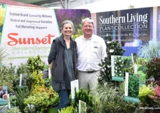 Janet Sluis of Sunset Western Garden Collection and Kip McConnell of Southern Living Plant Collection presenting the vertical growing gardania named: Diamond Spire. “It works well in containers and landscape and continues to re-bloom and also blooms under cooler conditions than the regular gardenia. Unique about this variety is that it grows vertical”, explains Kip.